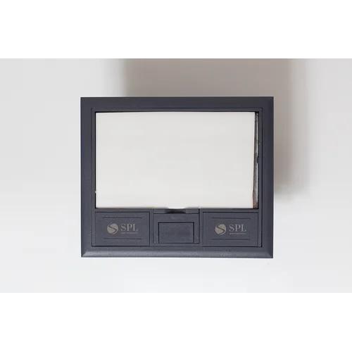 Люк на 4 поста (45х45),металл/ пластик, с пластиковой коробкой, IP40