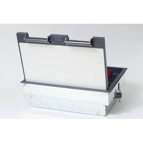 Люк на 8 постов (45х45),металл/ пластик, с металлической коробкой, IP40