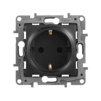 Розетка 1-м СП Etika 16А IP31 250В 2P+E с заземл. защ. шторки немецк. стандарт винтов. клеммы механи