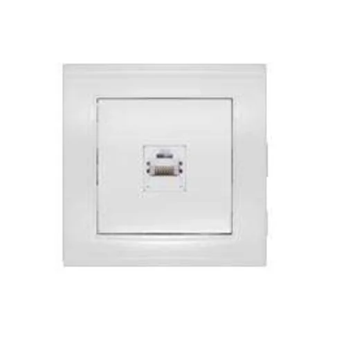 Розетка компьютерная 1-м СП Бриллиант бел. UNIVersal 7947601