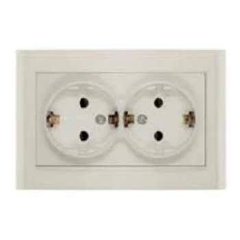 Розетка 2-м СП Бриллиант 16А IP20 с заземл. защ. шторки сл. кость UNIVersal 7948769