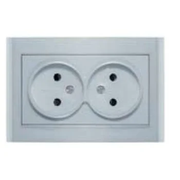 Розетка 2-м СП Бриллиант 16А IP20 без заземл. защ. шторки серебр. UNIVersal 7949773