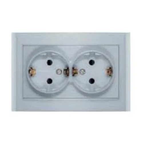 Розетка 2-м СП Бриллиант 16А IP20 с заземл. защ. шторки серебр. UNIVersal 7949797