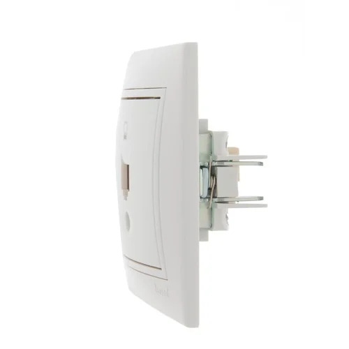 Розетка компьютерная 1-м СП Mira RJ45 бел./бел. LEZARD 701-0202-139