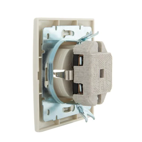 Розетка 1-м СП Mira 16А IP20 с заземл. со вставкой керамика крем. LEZARD 701-0303-122