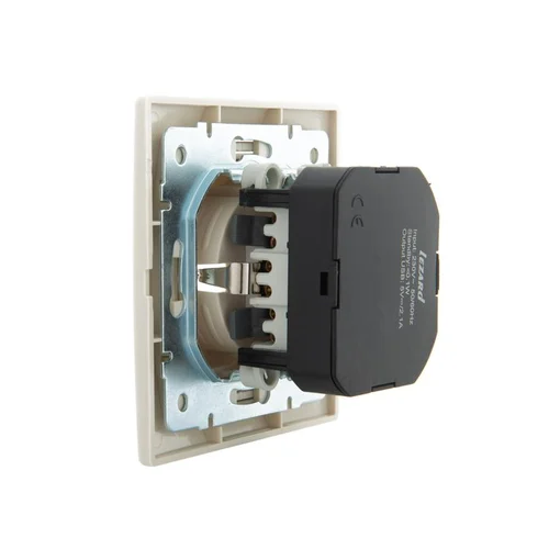 Розетка 1-м СП Mira 16А с заземл. + USB разъем крем. LEZARD 701-0303-181