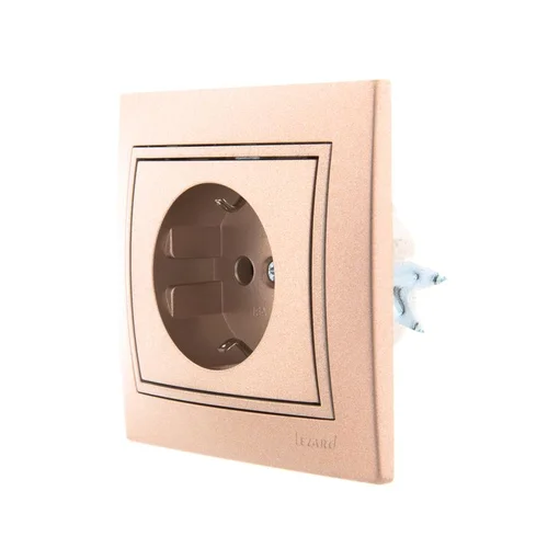 Розетка 1-м СП Mira 16А IP20 с заземл. со вставкой керамика свет. корич. перламутр. LEZARD 701-3131-