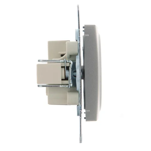 Розетка 1-м СП Karina 16А IP20 без заземл. термопласт механизм матов. серебр. LEZARD 707-4388-121B