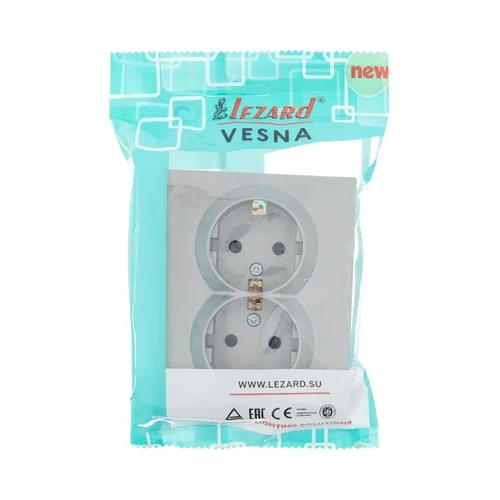 Розетка 2-м СП VESNA с заземл. со шторками ПБТ платина LEZARD 742-3500-178B