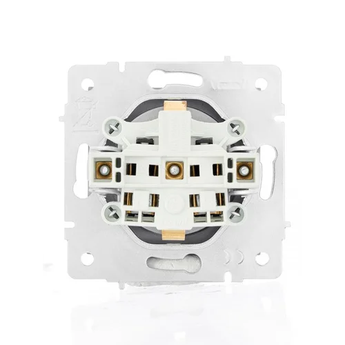 Розетка 1-м СП Vesna с заземл. защ. шторки ПБТ механизм платина LEZARD 742-3588-124B