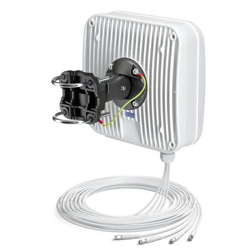 Секторная антенна QuPanel LTE MIMO 4x4, LTE, 10м кабель, SMA разъём