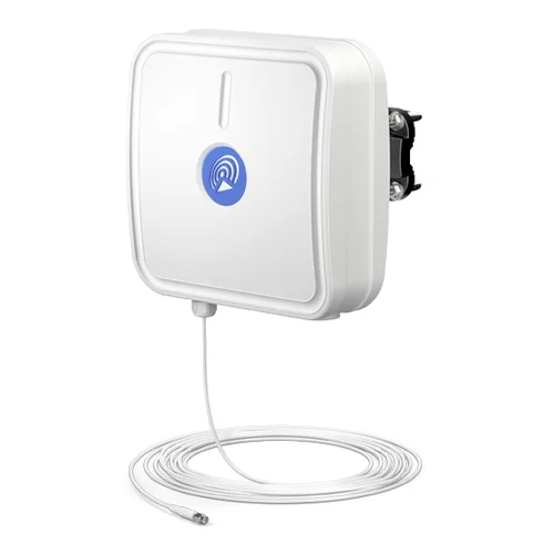Секторная антенна QuPanel LTE HP SISO, LTE, 10м кабель, SMA разъём