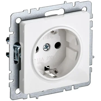 Розетка BRITE РС14-1-0-БрБ 16А с заземл. защ. шторки бел. IEK BR-R14-16-K01