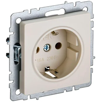 Розетка BRITE РС14-1-0-БрКр 16А с заземл. защ. шторки беж. IEK BR-R14-16-K10