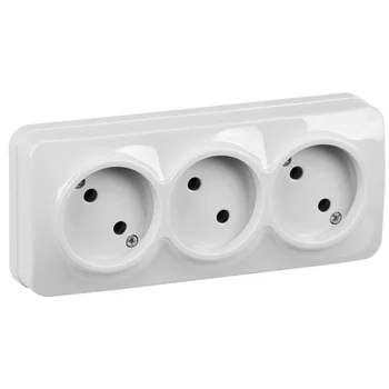 Розетка 3-м ОП GLORY РС23-2-ХБ 10А без заземл. бел. IEK ERH30-K01-10