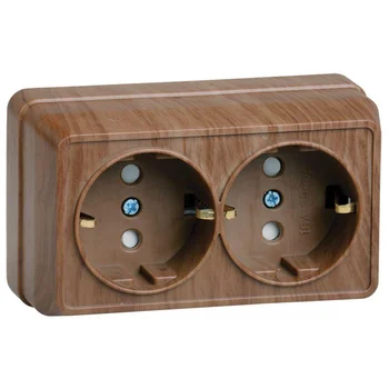 Розетка 2-м ОП Октава РСш22-3-ОД 16А IP20 с заземл. защ. шторки дуб IEK ERO24-K04-16-DC