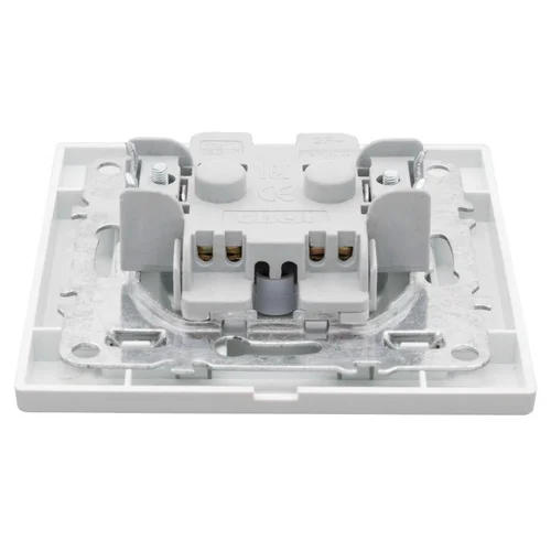 Розетка 1-м СП Минск 10А IP20 без заземл. защ. шторки бел. Basic EKF ERR10-022-100