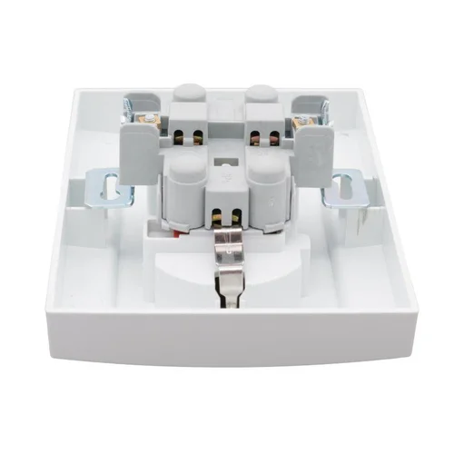 Розетка 2-м СП Минск 16А IP20 с заземл. защ. шторки бел. Basic EKF ERR16-128-100