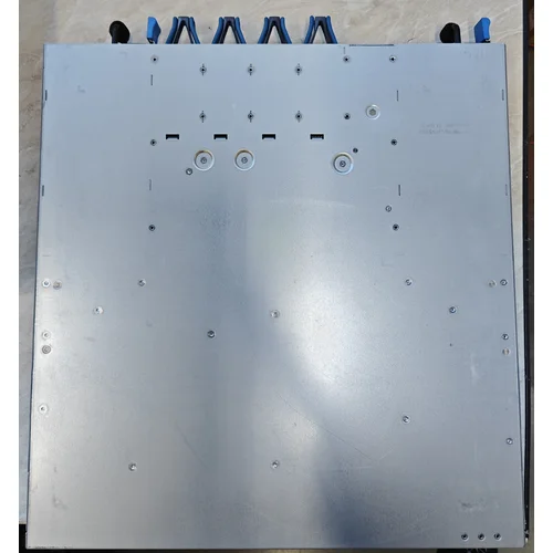 Коммутатор Cisco Nexus N9K-C93180YC-FX3, направление охлаждения Port-side Exhaust (повреждены коннекторы антенн)