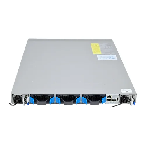 Коммутатор Cisco Nexus N9K-C9336C-FX2, направление охлаждения Port-side Exhaust