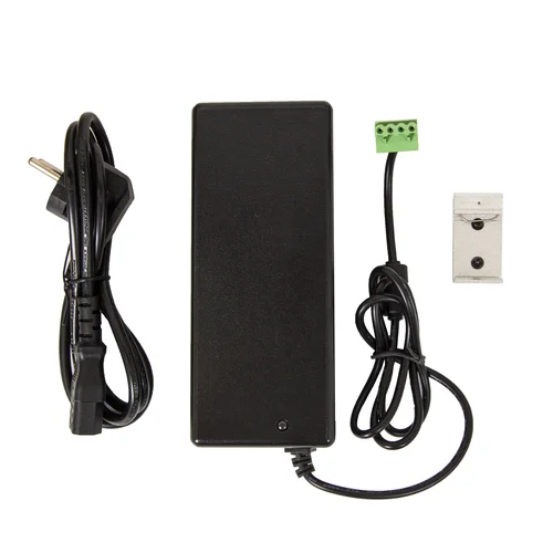 Неуправляемый промышленный 4 портовый PoE коммутатор POWERTONE PUS-TS04G-i