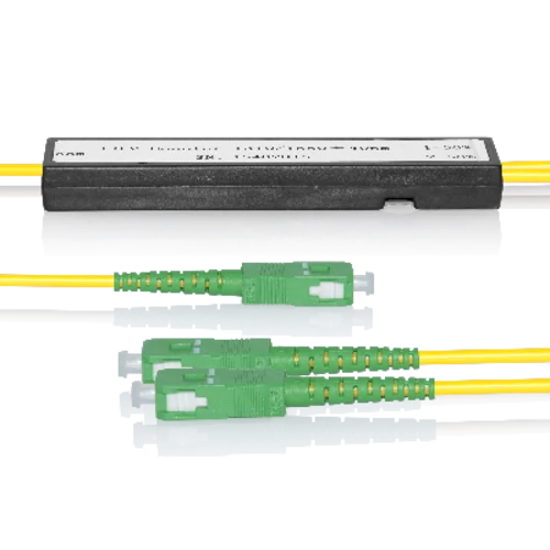 Делитель оптический корпусный трехоконный 1х2 SC/APC