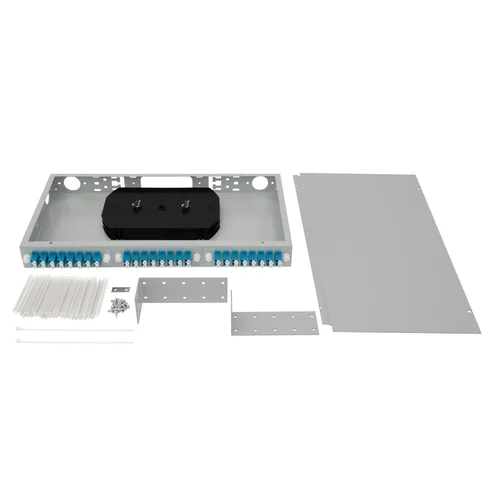 Кросс оптический 19" (ШКОС) укомплектованный на 48 LC портов (комплект с розетками)