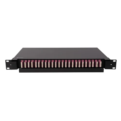 Кросс оптический 19" (ШКОС) на 24 порта LC Quadro, выдвижной, 1U, черный (комплект с розетками и пигтейлами)