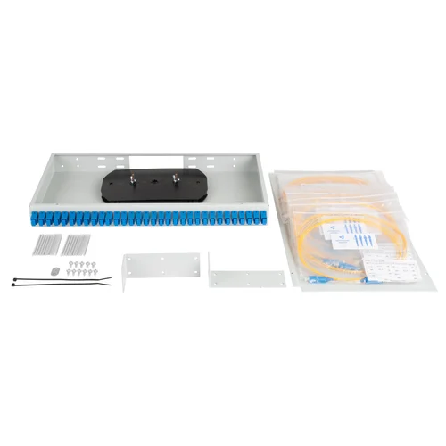 Кросс оптический 19" (ШКОС) укомплектованный на 32 SC портов (комплект с розетками и пигтейлами)