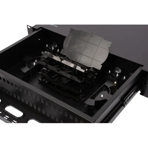 Кросс оптический 19" (ШКОС) на 48 порта SC/LC, выдвижной, 2U, черный