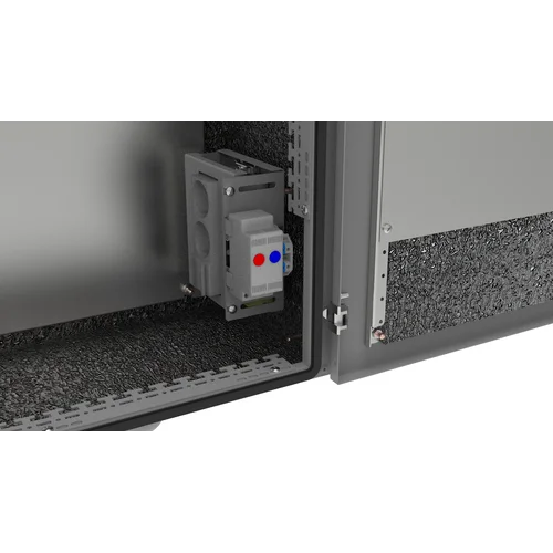 Шкаф уличный серии OWC, 800х650х250, в составе: обогрев, вентиляция, 2 монтажные панели (Комплект №1)