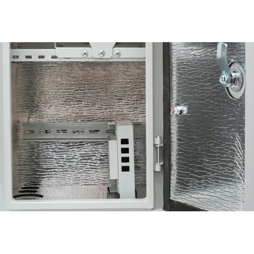 Шкаф уличный серии Real1, 522х252х310, RAL7035, с утеплителем