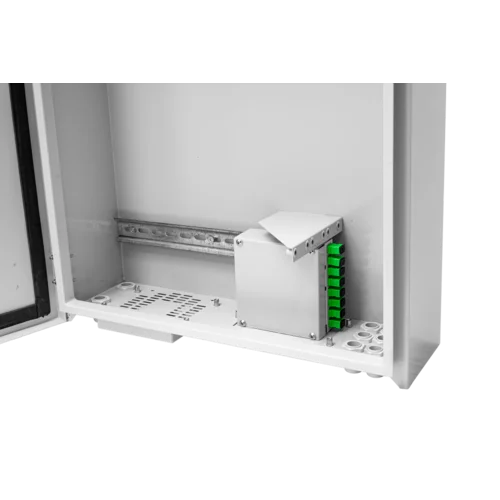 Шкаф уличный серии Real, 3U, 640х500х173, RAL7035