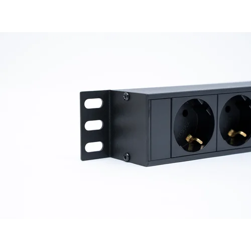 Блок электрических розеток на 16 гнезд Schuko, шнур питания 3 м 3x2.5мм2 с вилкой IEC 60309 16A 2P＋E (IP44) 852.0х50.0х44.4мм