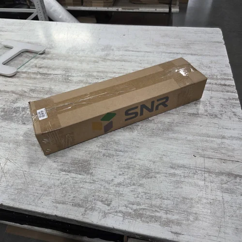 Блок розеток серии SNR-PDU с локальным измерением на 8хС13/C19 с фиксаторами, шнур питания 3м 3x2.5мм2 без вилки, 230В, 16A