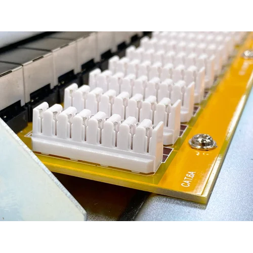 Коммутационная панель SNR, 19" экранированная, 1U, 24 порта, cat.6А, горизонтальная заделка