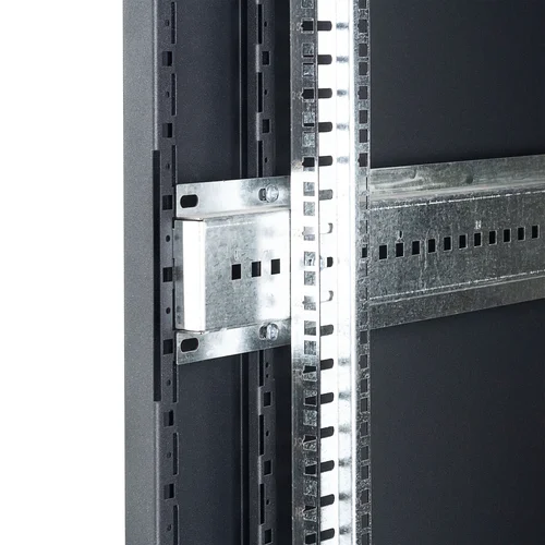 Шкаф телекоммуникационный напольный 42U 600x800мм, серия TFC (SNR-TFC-426080-CPDP-B-SF)