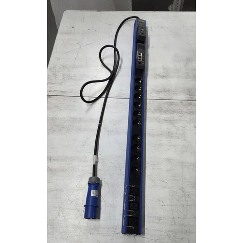 Блок розеток с функцией измерения серия Basic 10хShuko, 3хC19 с замком, вход IEC60309 (16A 230 В 2P+E)