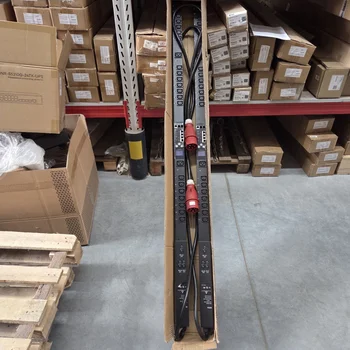 Блок розеток с функцией управления каждой розеткой серия PRO, 21xC13, 3xC19, вход IEC60309 3*32A (3P+N+PE)