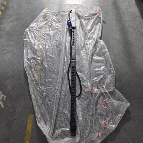 Блок розеток с функцией управления каждой розеткой серия STD, 20xC13, 4xC19, вход IEC60309 32A (2P+PE), (уценка)